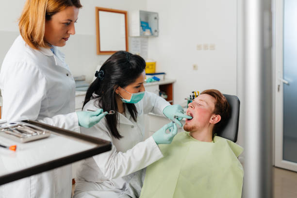 Best Emergency Tooth Extraction in Woodstock, GA